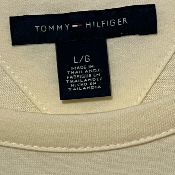 🌟🌟Tommy Hilfiger Cream Blouse - Picture 4 of 5